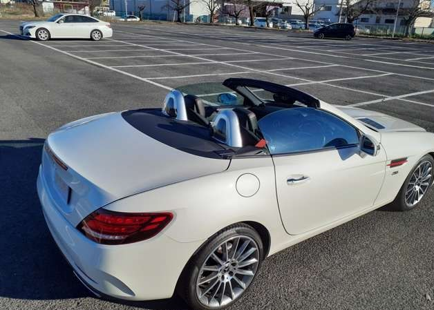 2017 Mercedes-Benz SLC180