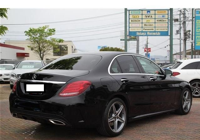 2018 Mercedes-Benz C200 AMG Line