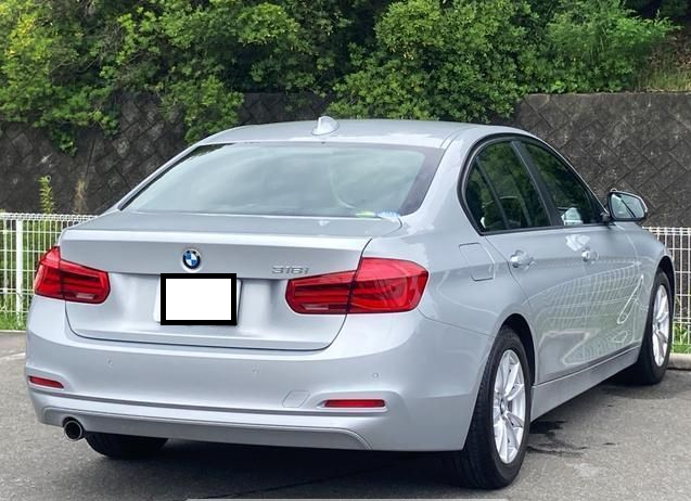 2017 BMW 318i