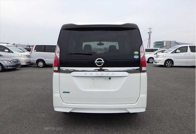 2017 Nissan Serena