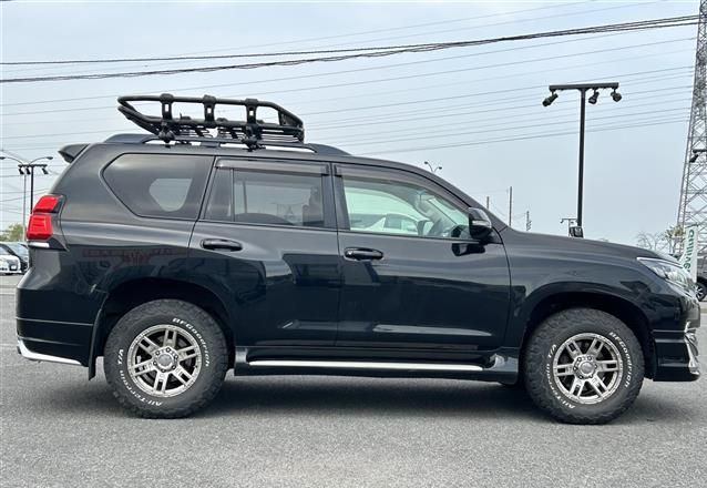 2018 Toyota Land Cruiser Prado