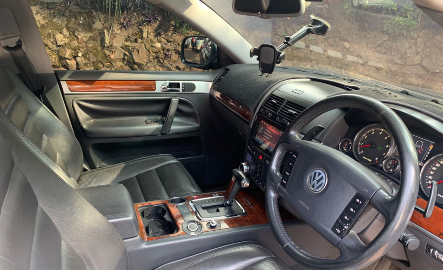 2005 Volkswagen Touareg V6