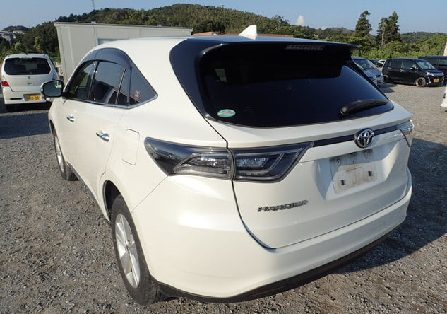 Toyota Harrier Elegance