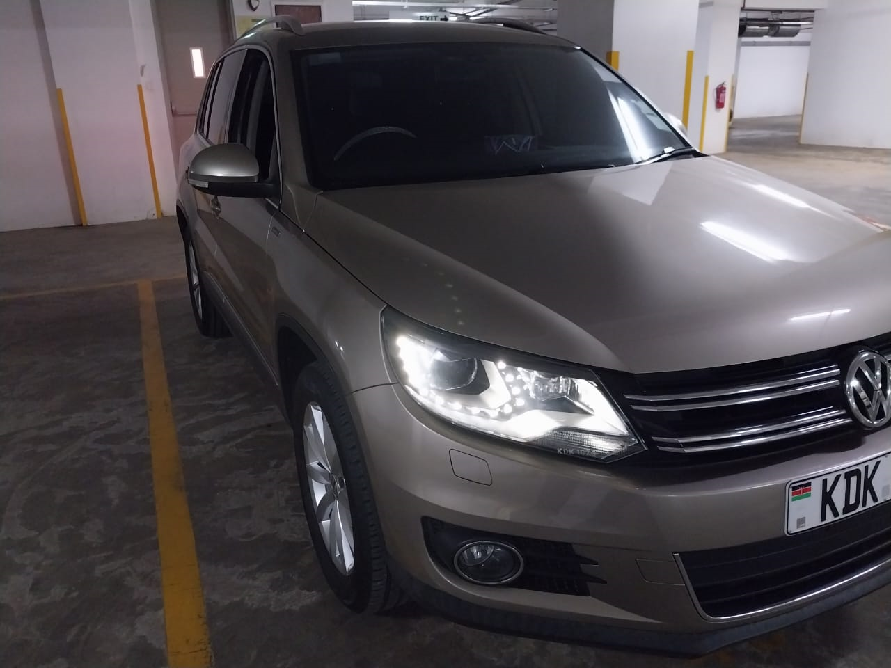2016 Volkswagen Tiguan S