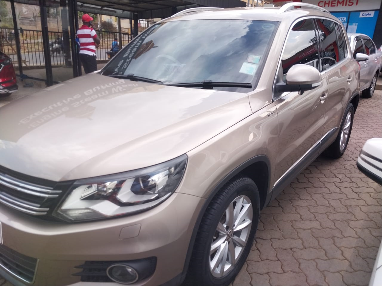 2016 Volkswagen Tiguan S