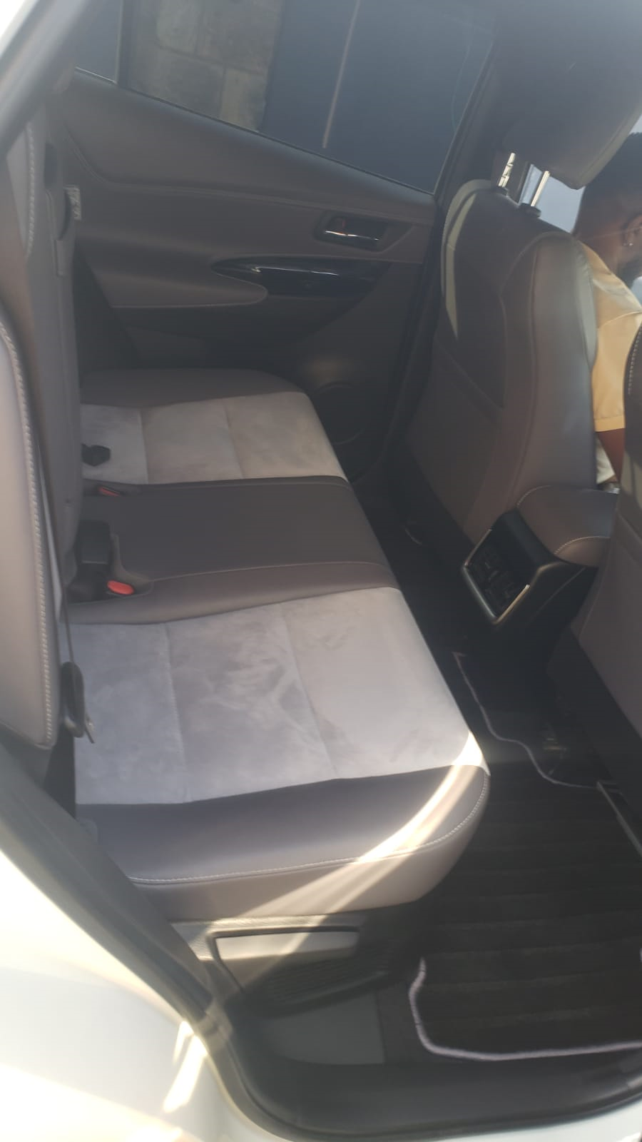 2016 Toyota Harrier Hybrid