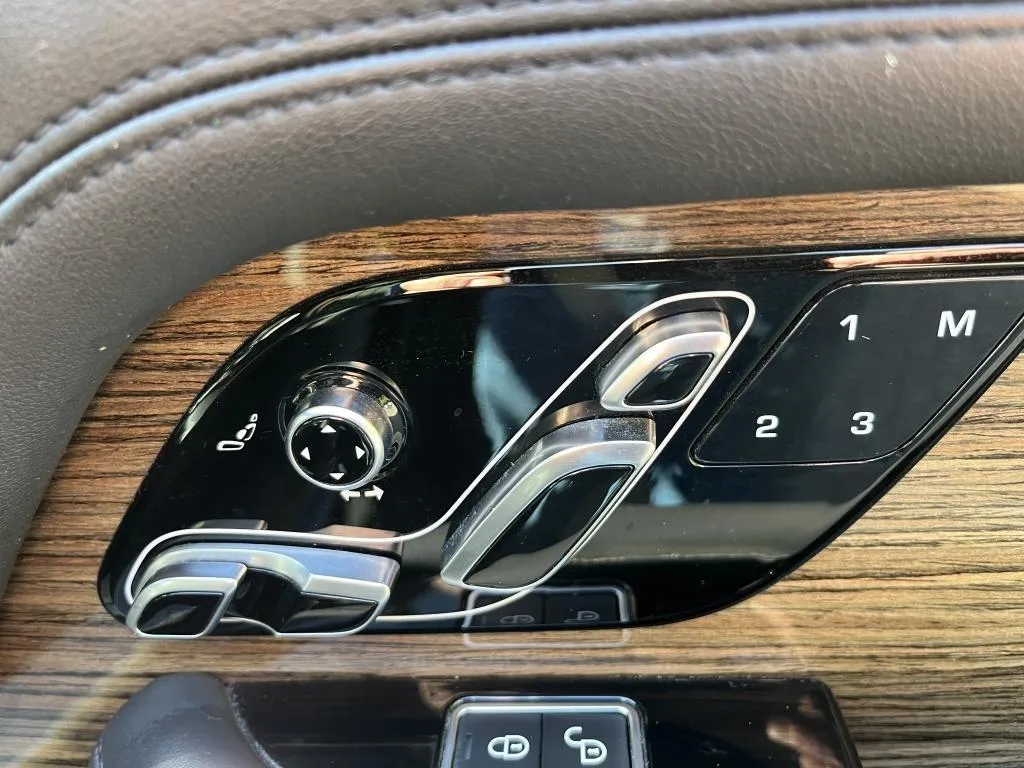 2019 Land Rover Range Rover Vogue Hybrid