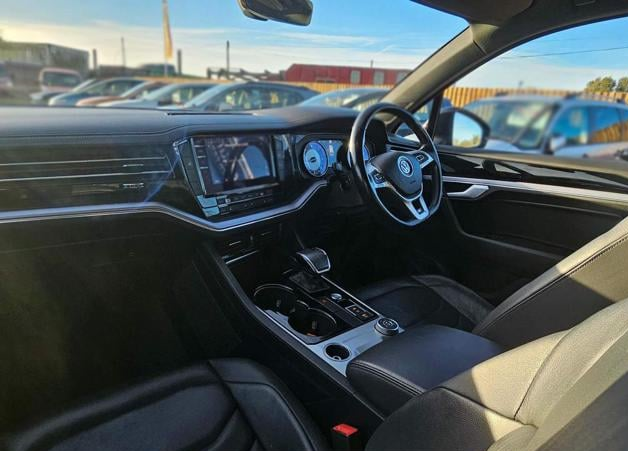 2019 Volkswagen Touareg 3.0L Diesel