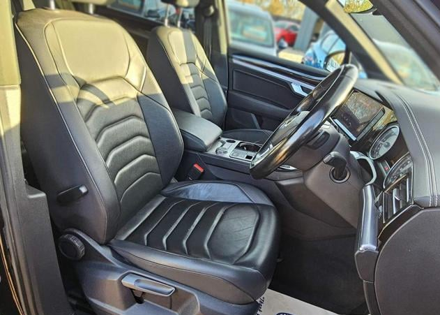 2019 Volkswagen Touareg 3.0L Diesel