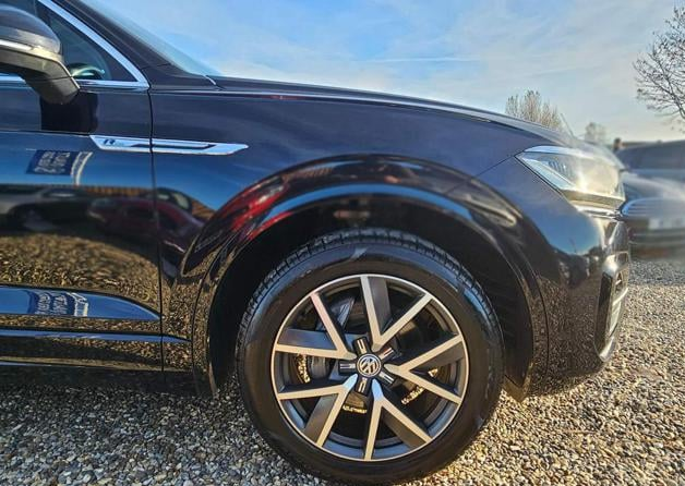 2019 Volkswagen Touareg 3.0L Diesel