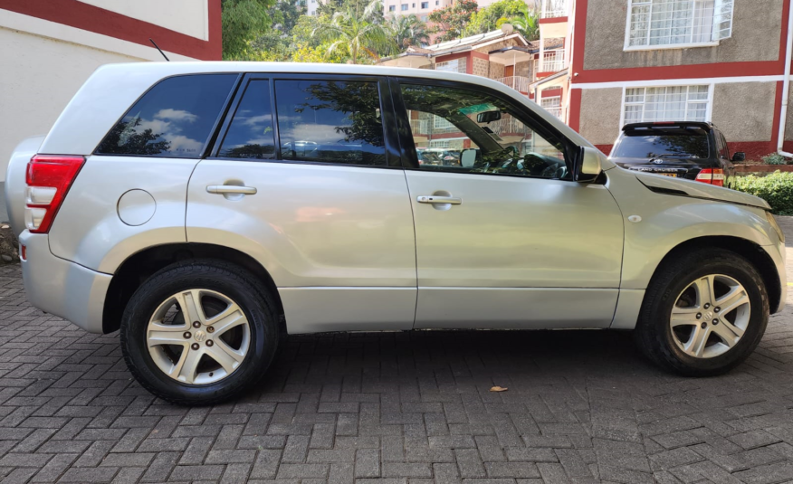 2005 Suzuki Escudo