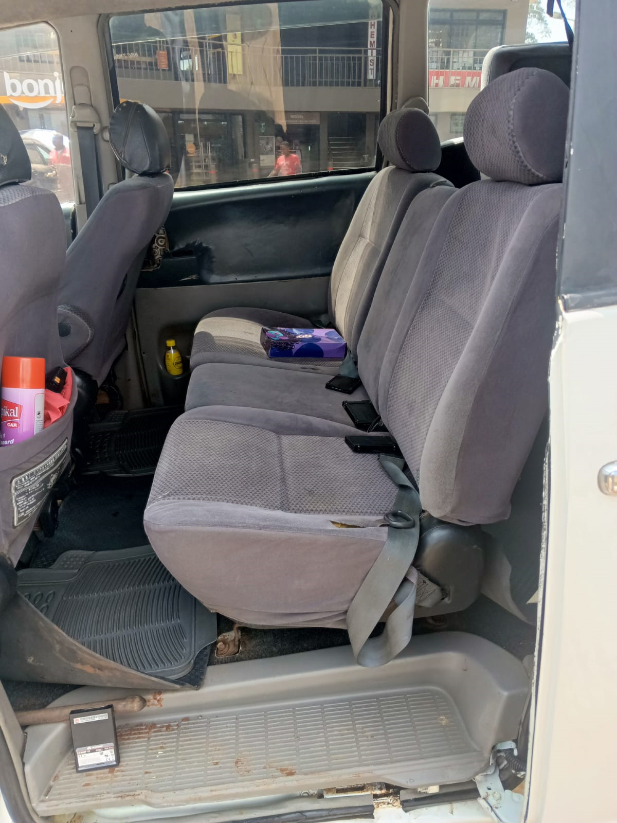 2002 Toyota Voxy