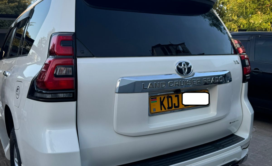 2017 Toyota Land Cruiser Prado