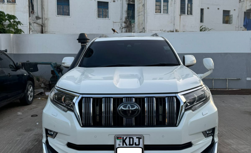 2017 Toyota Land Cruiser Prado