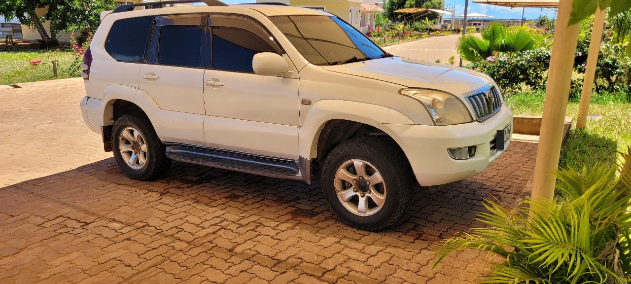 2002 Toyota Land Cruiser Prado