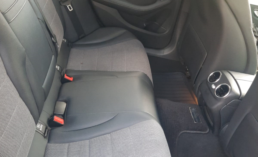 2016 Mercedes-Benz C180