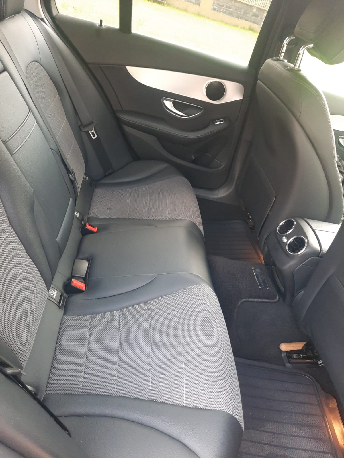 2016 Mercedes-Benz C180