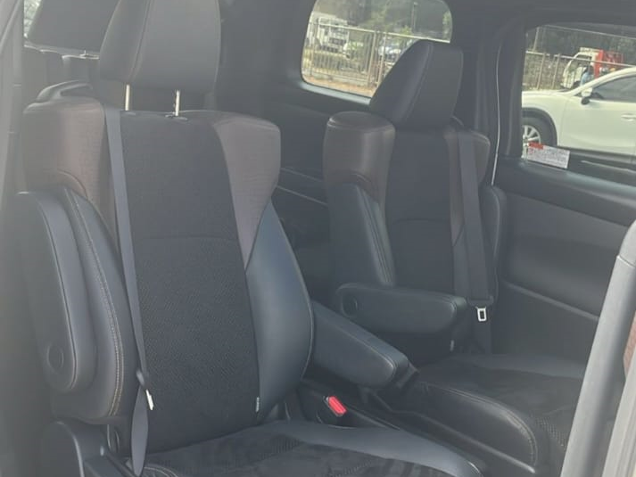 2017 Toyota Alphard