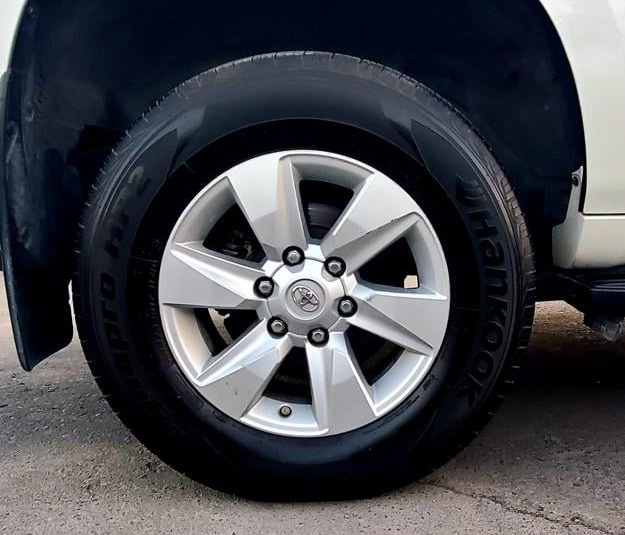 2022 Toyota Land Cruiser Prado TXL