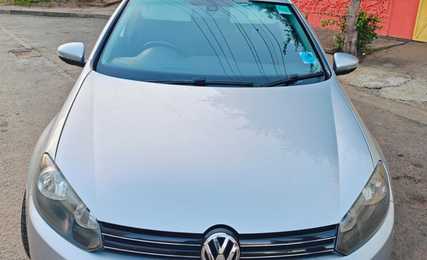 2014 Volkswagen Golf