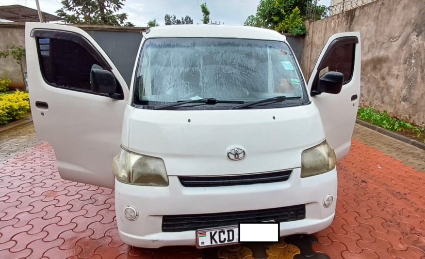 Toyota TownAce 2011