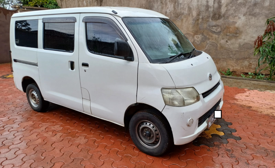 Toyota TownAce 2011