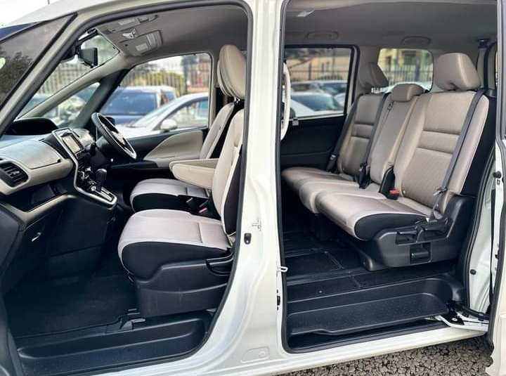 2016 Nissan Serena