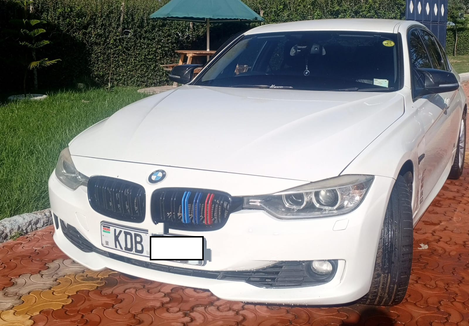 BMW 320i F30 2013 xDrive,