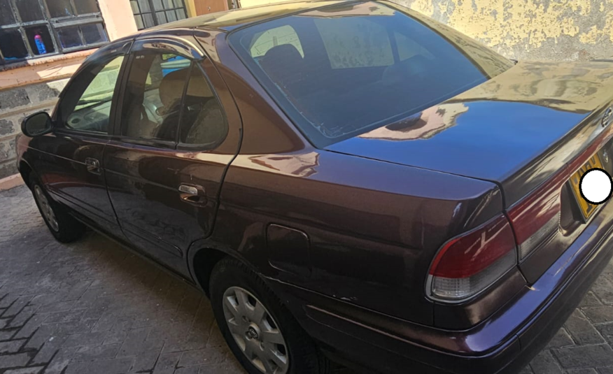 Nissan B15 1998