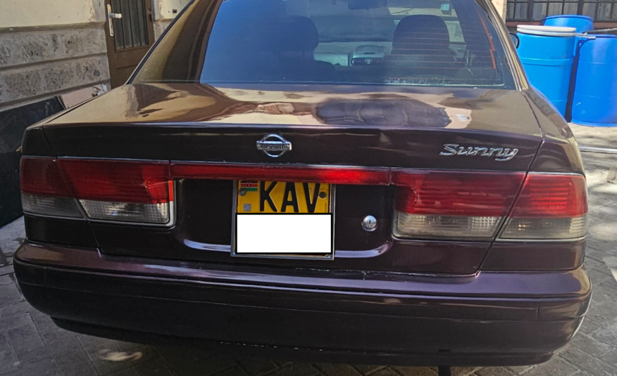 Nissan B15 1998