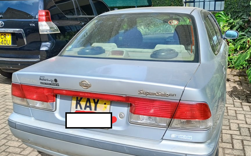 2000 Nissan Sunny FB15