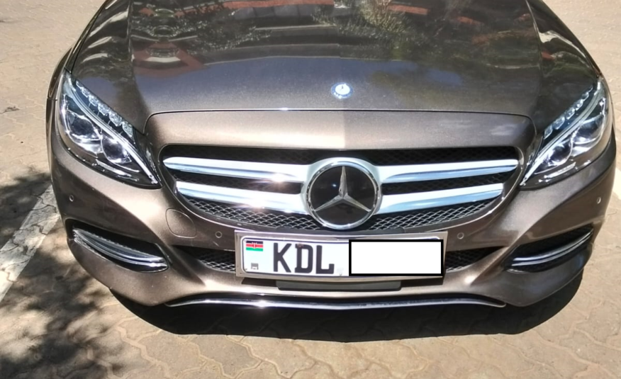 2016 Mercedes-Benz C200