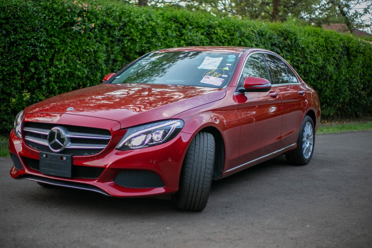 2017 Mercedes-Benz C200 Avantgarde