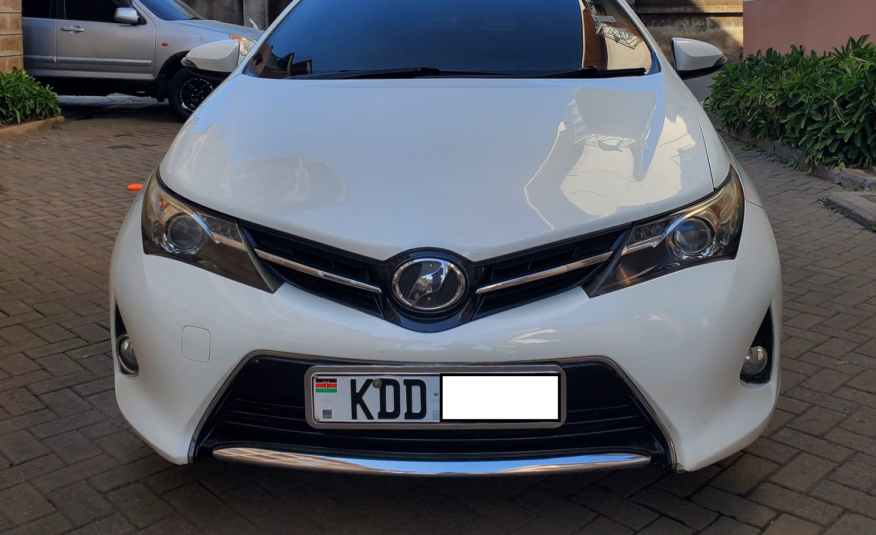 Toyota Auris 2014