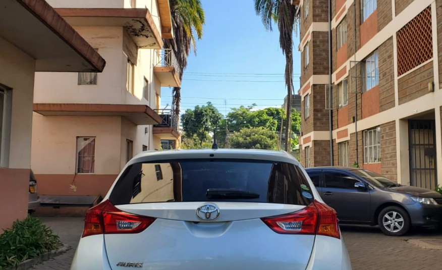 Toyota Auris 2014