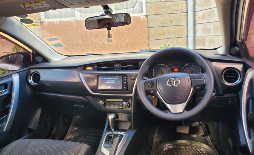 Toyota Auris 2014