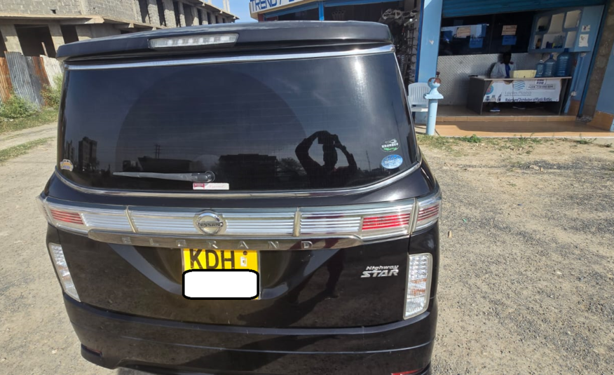 Nissan Elgrand 2014