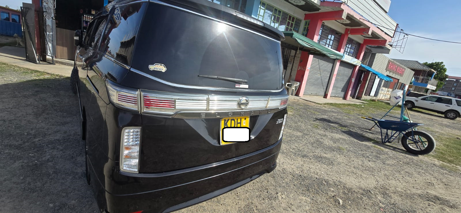 Nissan Elgrand 2014