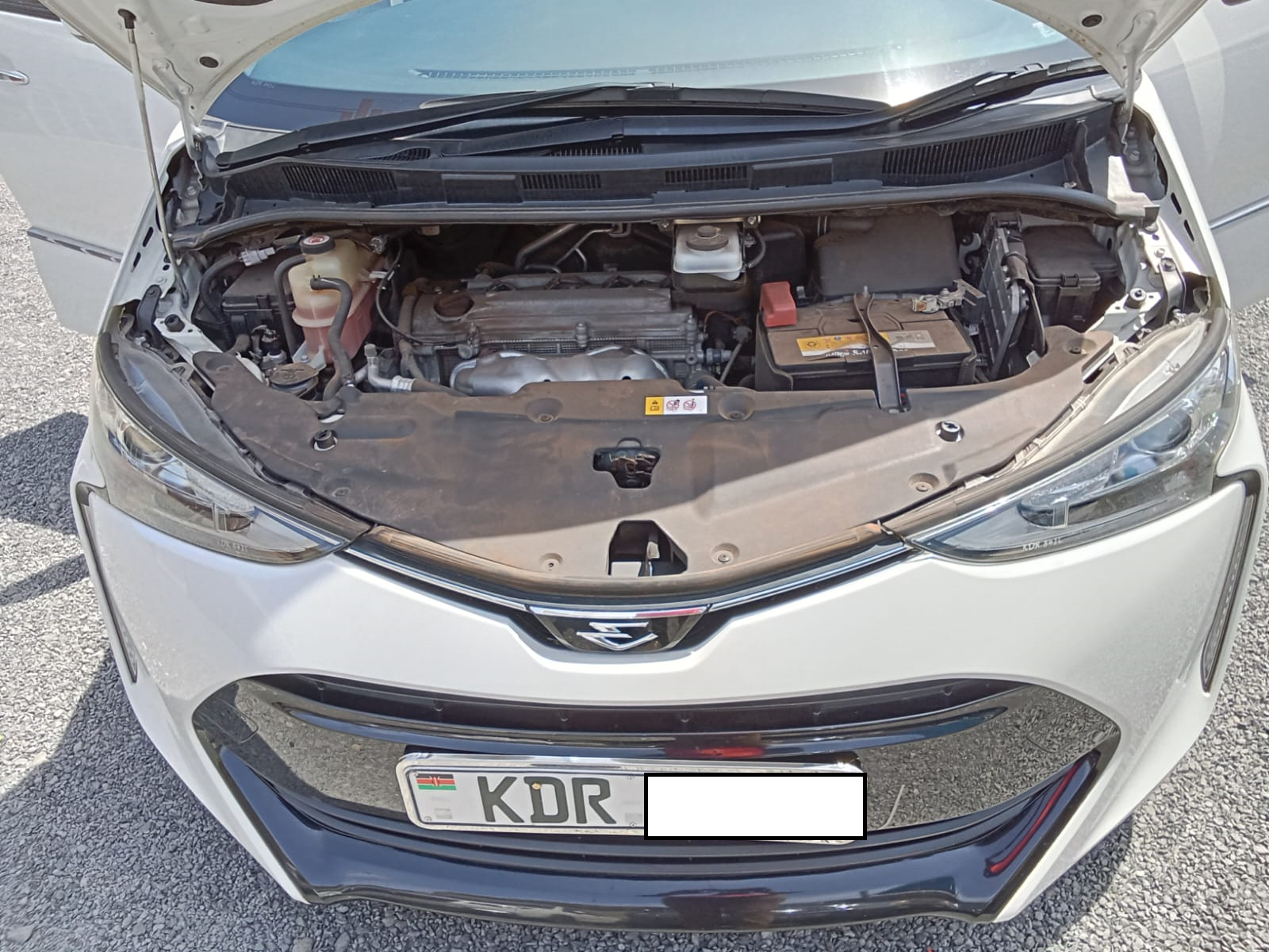 🚗 Toyota Estima  2017