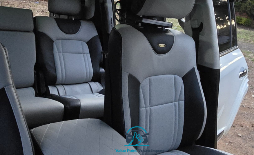 2013 Toyota Land Cruiser LC200