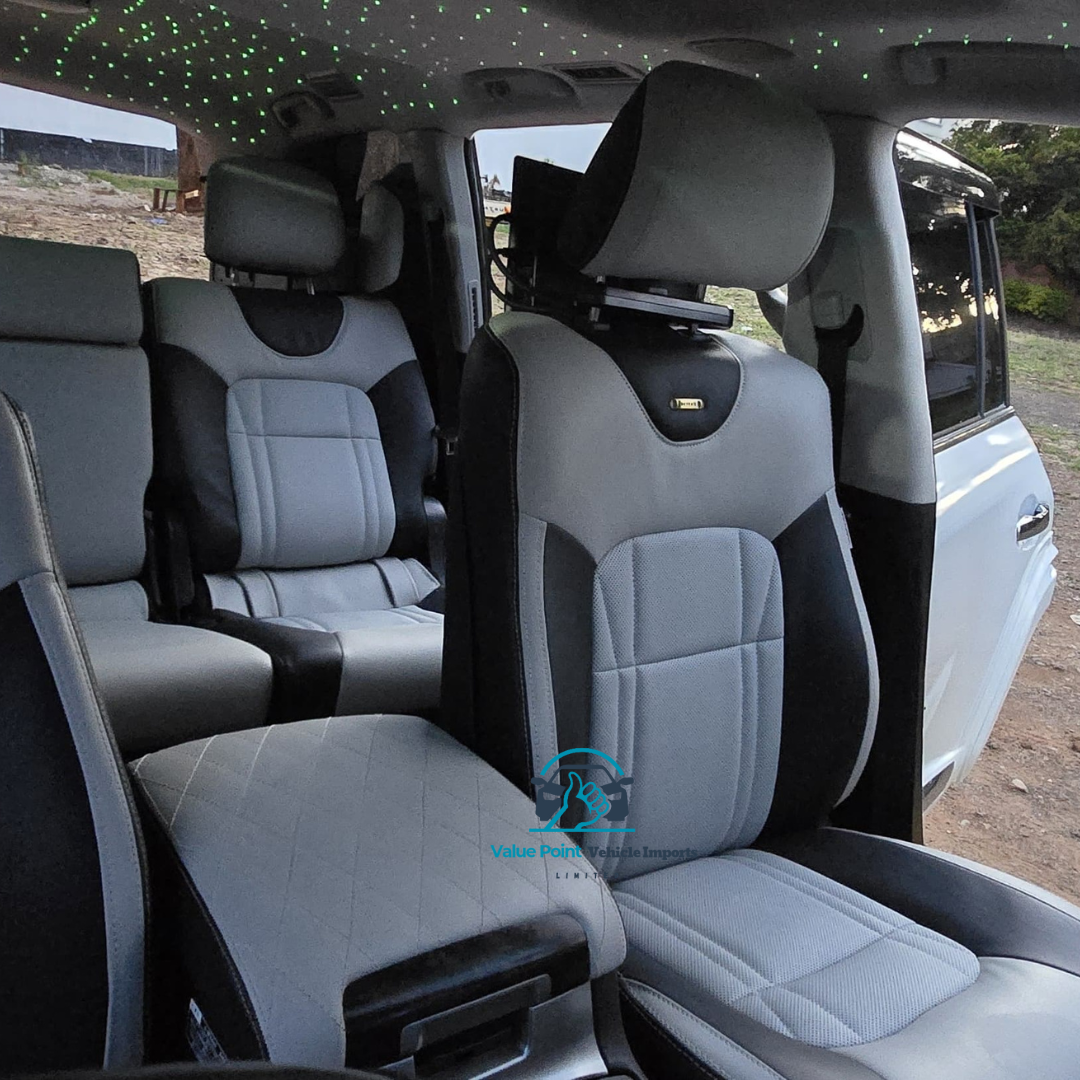 2013 Toyota Land Cruiser LC200