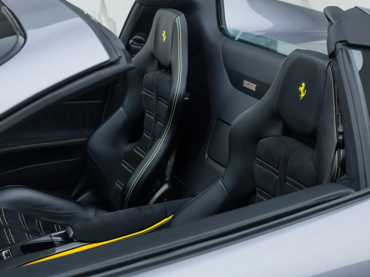 Ferrari 812 GTS 2020