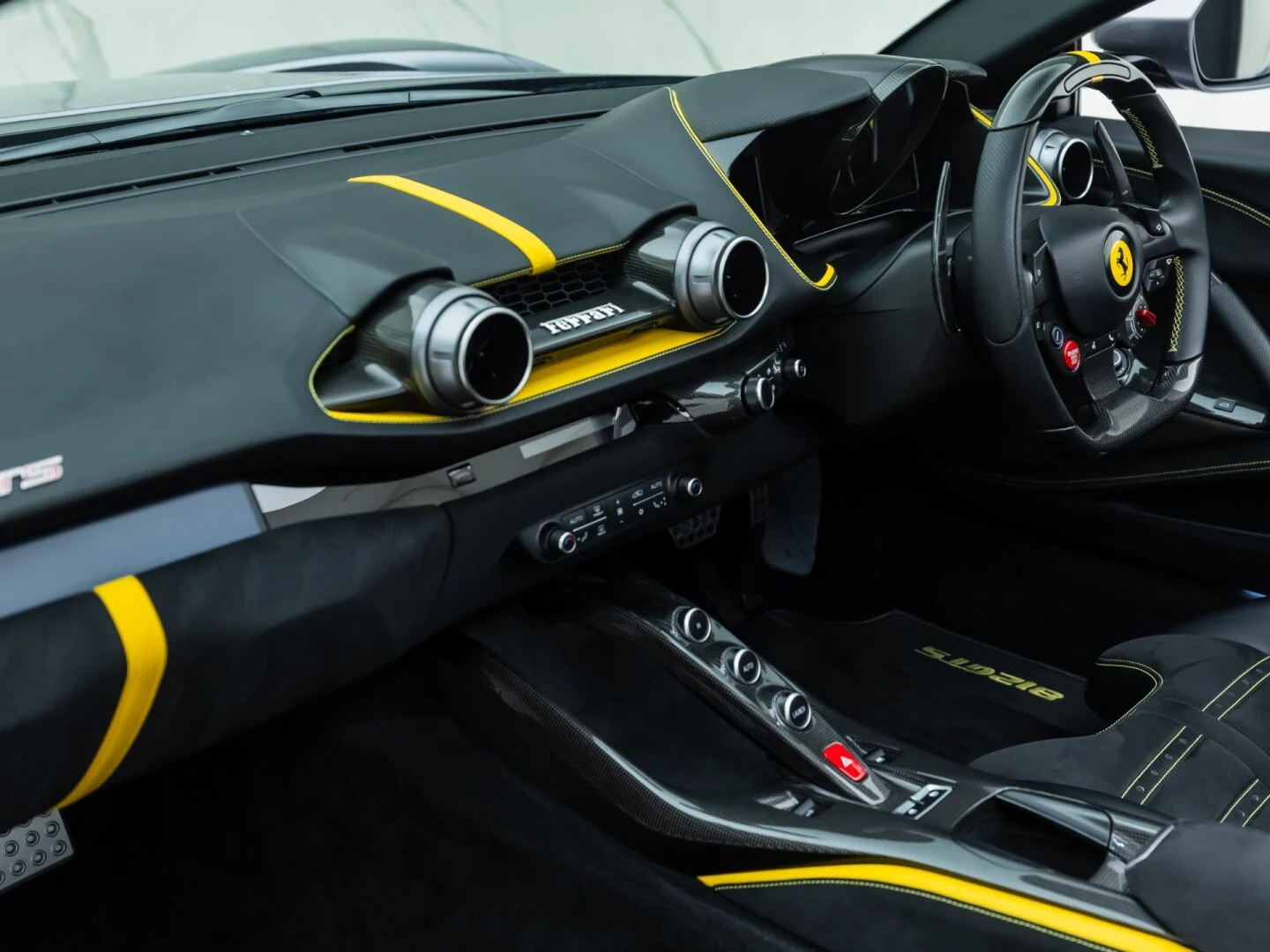 Ferrari 812 GTS 2020