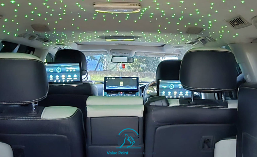 2013 Toyota Land Cruiser LC200