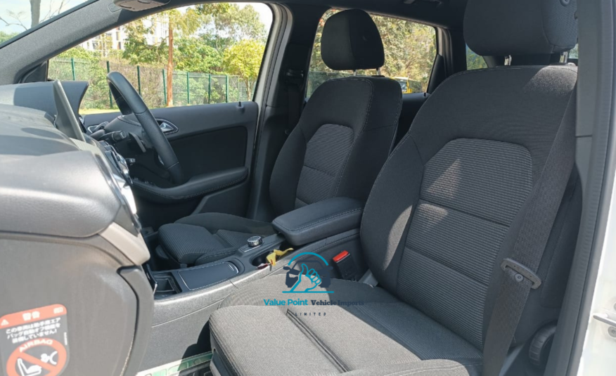 2017 Mercedes-Benz B180 AMG Line