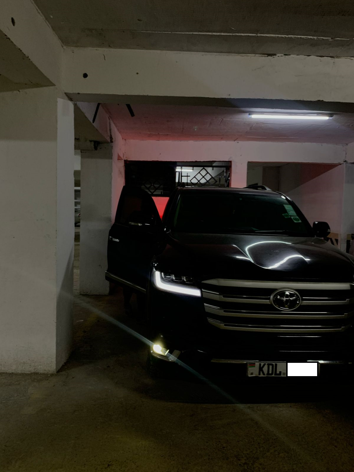 Toyota Land Cruiser V8 ZX 2016