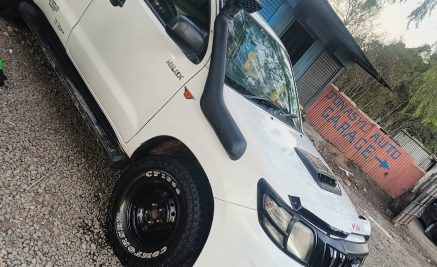 Toyota Hilux | 2013