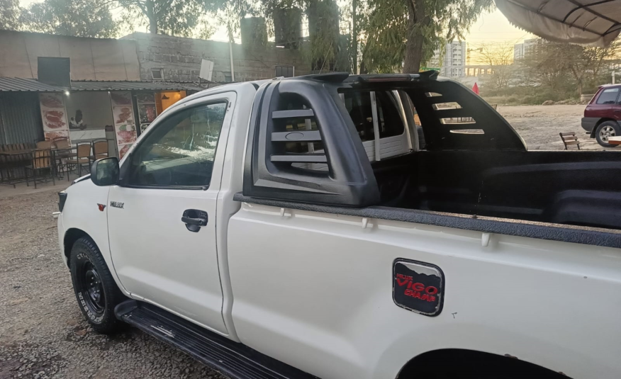 Toyota Hilux | 2013