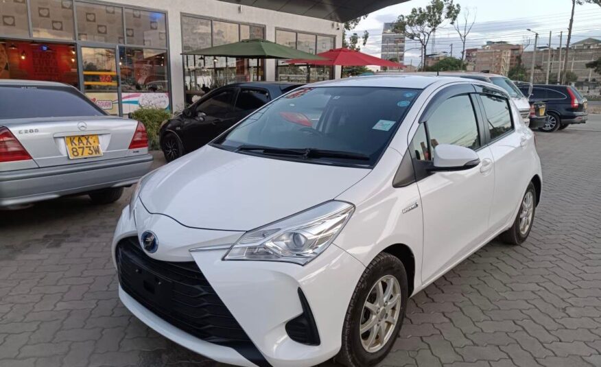 Toyota Vitz Hybrid | 2017