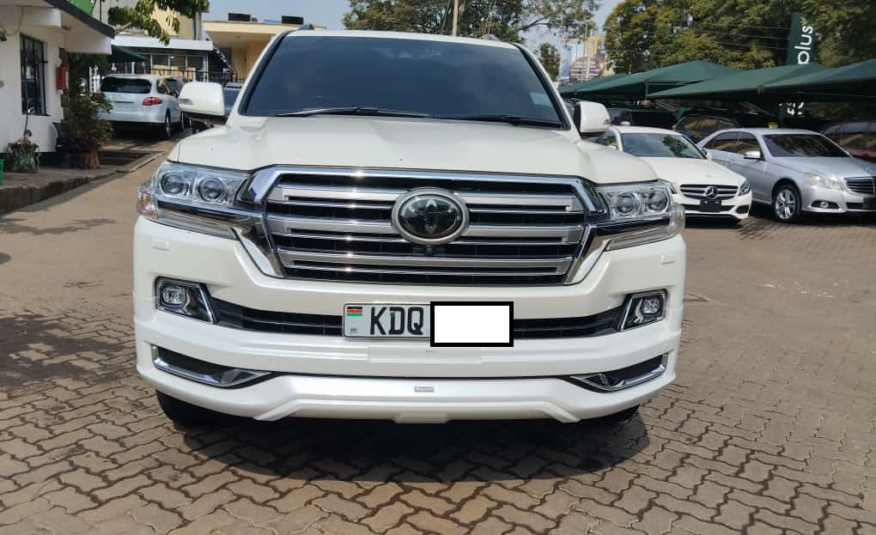 Toyota Land Cruiser V8 ZX | 2017